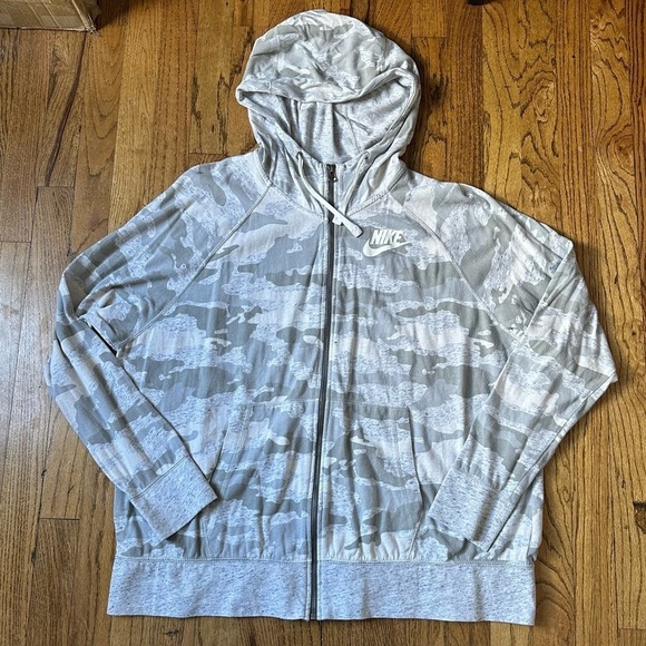 EUC 2X Nike Gray Camo Hoodie - Picture 1 of 11